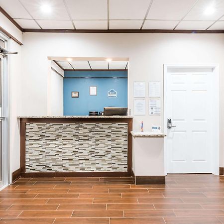 Red Carpet Inn Lancaster Bagian luar foto