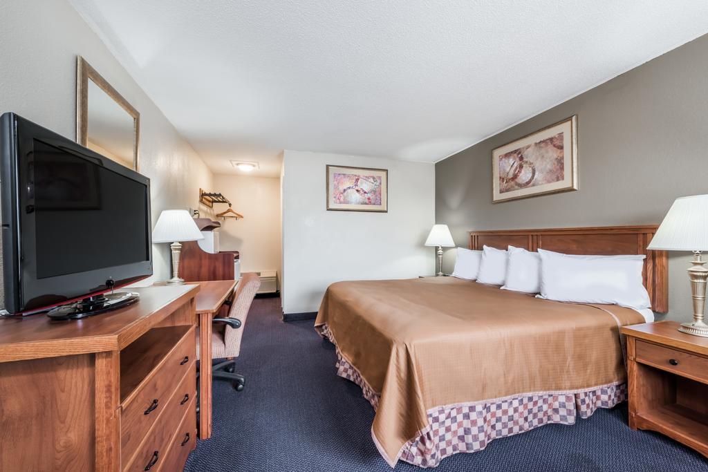 Red Carpet Inn Lancaster Bagian luar foto